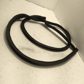 2018-2024 AUDI S5 A5 SPORTBACK FRONT DRIVER BODY DOORWAY WEATHERSTRIP SEAL OEM