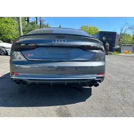 2018-2024 AUDI S5 A5 SPORTBACK LIFTGATE BACK DOOR DRIVER SIDE CORNER COVER OEM