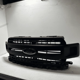 2018-2020 FORD F-150 XL FRONT BUMPER UPPER RADIATOR VENT GRILLE COVER OEM