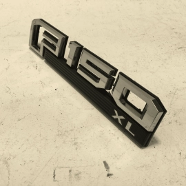 2015-2020 FORD F 150 XL EMBLEM FRONT DRIVER SIDE FENDER LOGO OEM
