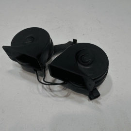 2015-2020 FORD F-150 XL FRONT RIGHT LOW & HIGH DUAL TONE NOTE HORN SIGNAL OEM