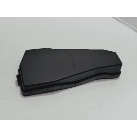 2018 Toyota Camry 2.5L  Fuse Relay Block Box Cover Upper Lid OEM