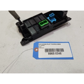 2016-2018 HONDA PILOT OVERHEAD CONSOLE AUXILIARY USB PORT 2016-2018 HONDA PI OEM