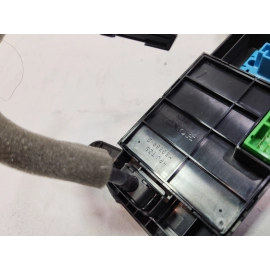 2016-2018 HONDA PILOT OVERHEAD CONSOLE AUXILIARY USB PORT 2016-2018 HONDA PI OEM