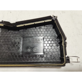 2010-2016 Mercedes W212 E350 Front Fuse Relay Box Housing Upper Cover OEM