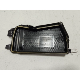 2010-2016 Mercedes W212 E350 Front Fuse Relay Box Housing Upper Cover OEM
