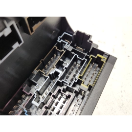 2014-2016 Mercedes W212 E350 Front Engine SAM Module Fuse Relay Junction Box OEM