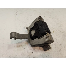 2019-2021 VOLKSWAGEN JETTA 1.4L ENGINE PASSENGER SIDE MOUNT SUPPORT BRACKET OEM