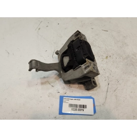 2019-2021 VOLKSWAGEN JETTA 1.4L ENGINE PASSENGER SIDE MOUNT SUPPORT BRACKET OEM