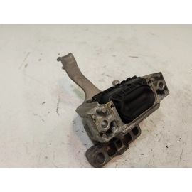 2019-2021 VOLKSWAGEN JETTA 1.4L ENGINE PASSENGER SIDE MOUNT SUPPORT BRACKET OEM