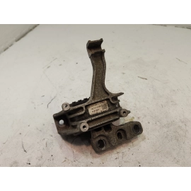 2019-2021 VOLKSWAGEN JETTA 1.4L ENGINE PASSENGER SIDE MOUNT SUPPORT BRACKET OEM