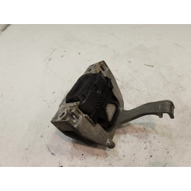 2019-2021 VOLKSWAGEN JETTA 1.4L ENGINE PASSENGER SIDE MOUNT SUPPORT BRACKET OEM