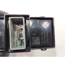 2014-2020 ACURA MDX REAR RIGHT PASSENGER SIDE DOOR WINDOW CONTROL SWITCH OEM 2014-2020 ACURA MDX REAR RIGHT PASSENGER SIDE DOOR WINDOW CONTROL SWITCH OEM