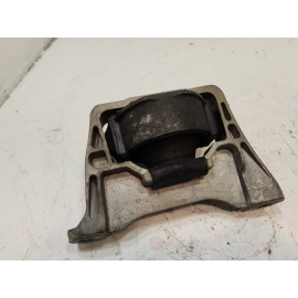 2013 - 2018 Ford Focus ST Turbo 2.0 Right Passenger Side Engine Motor Mount OEM