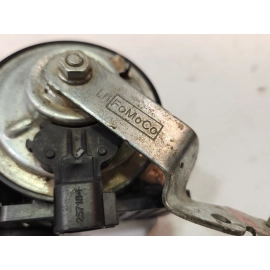 2015-2018 FORD FOCUS ST LEFT SIDE HORN HIGH TONE SIGNAL W/ BRACKET OEM