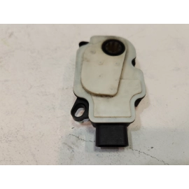 2015-2018 FORD FOCUS ST LEFT SIDE HORN HIGH TONE SIGNAL W/ BRACKET OEM