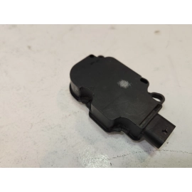 2015-2018 FORD FOCUS ST LEFT SIDE HORN HIGH TONE SIGNAL W/ BRACKET OEM