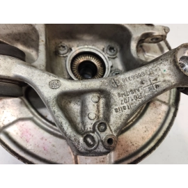 2018-2020 BMW 530e xDRIVE REAR PASSENGER SIDE SPINDLE KNUCKLE HUB OEM