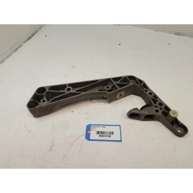 2018-2023 BMW 530XE G30 TRANSMISSION CROSSMEMBER MOUNT BRACKET OEM