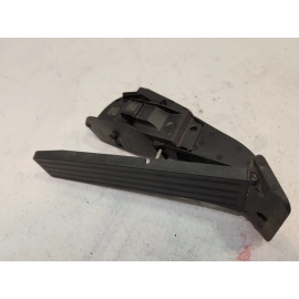 2018-2022 BMW 530E G30 THROTTLE ACCELERATOR FUEL GAS PEDAL W/ SENSOR OEM