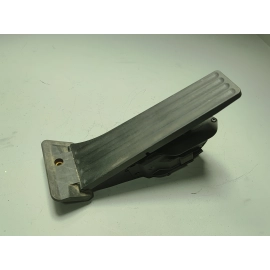 2018-2022 BMW 530E G30 THROTTLE ACCELERATOR FUEL GAS PEDAL W/ SENSOR OEM