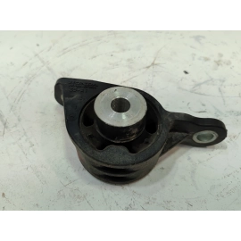 2016-2022 HONDA PILOT REAR DIFFERENTIAL RIGHT PASSENGER SIDE MOUNT BRACKET OEM