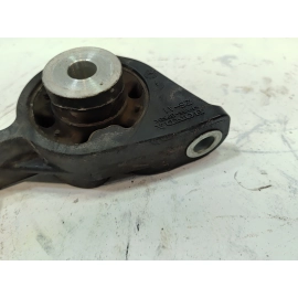 2016-2022 HONDA PILOT REAR DIFFERENTIAL RIGHT PASSENGER SIDE MOUNT BRACKET OEM