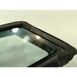 2016-2022 HONDA PILOT FRONT RIGHT PASSENGER DOOR WINDOW VENT GLASS OEM