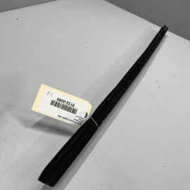 2018-23 TOYOTA CAMRY XSE Front Right Door Window Inner Weatherstrip Seal OE