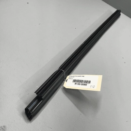 2018-23 TOYOTA CAMRY XSE Front Right Door Window Inner Weatherstrip Seal OE