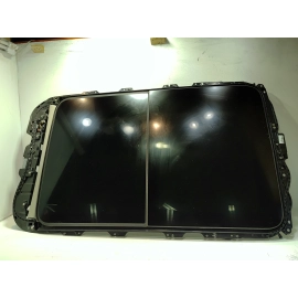 2018-2023 VOLKSWAGEN ATLAS SUNROOF SUN ROOF WINDOW GLASS & MOTORS & SHADE OEM