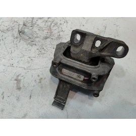 2018-2023 VOLKSWAGEN ATLAS REATR LEFT DRIVER SIDE SPINDLE KNUCKLE HUB OEM