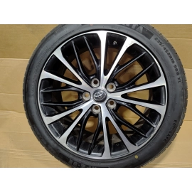 2018 Toyota Camry SE Wheel Alloy Rim R18 8J 235/45 OEM
