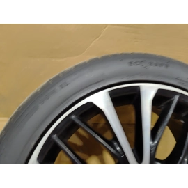 2018 Toyota Camry SE Wheel Alloy Rim R18 8J 235/45 OEM