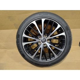2018 Toyota Camry SE Wheel Alloy Rim R18 8J 235/45 OEM