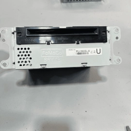 2016 16 FORD EXPLORER RADIO AUDIO CD PLAYER MP3 RECEIVER GB5T-19C107-BF OEM