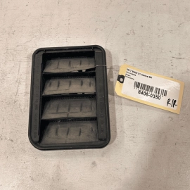 2016–2020 Bmw X1 F48 Rear Right Side Quarter Panel Pressure Air Vent Grille