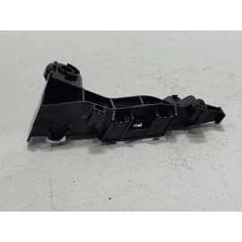 2018-2024 TOYOTA CAMRY REAR BUMPER PASSENGER SIDE TAILLIGHT LAMP BRACKET OEM