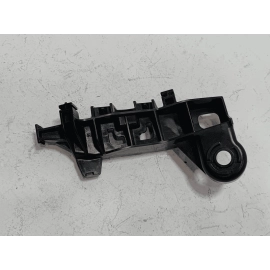 2018-2024 TOYOTA CAMRY REAR BUMPER PASSENGER SIDE TAILLIGHT LAMP BRACKET OEM