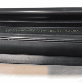 AUDI A6 S6 REAR LEFT DRIVER DOOR WINDOW FRAME RUBBER SEAL CHANNEL 2016-2018 OEM