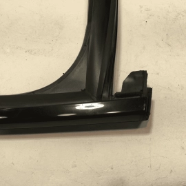 AUDI A6 S6 REAR LEFT DRIVER DOOR WINDOW FRAME RUBBER SEAL CHANNEL 2016-2018 OEM