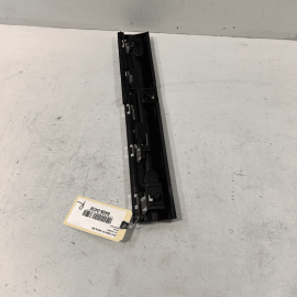 2016-2022 BMW X1 PASSENGER MIDDLE SKIRT ROCKER MOLDING MOUNT PLATE BRACKET 