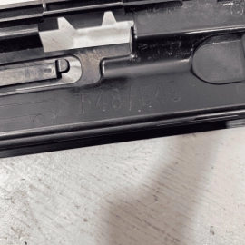 2016-2022 BMW X1 PASSENGER MIDDLE SKIRT ROCKER MOLDING MOUNT PLATE BRACKET 