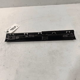 2016-2022 BMW X1 PASSENGER MIDDLE SKIRT ROCKER MOLDING MOUNT PLATE BRACKET 