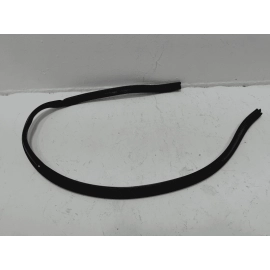 2017-2022 HONDA CR-V FRONT HOOD BONNET SEAL WEATHERSTRIP RUBBER OEM