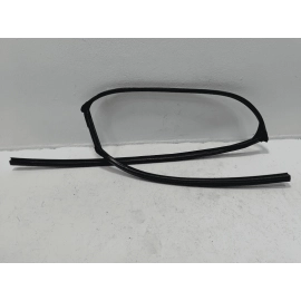 2019-2022 HONDA CR-V  REAR LEFT DRIVER SIDE DOOR WINDOW GLASS RUN CHANNEL OEM