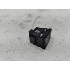 2017-2019 HONDA CR-V DASH TRACTION CONTROL SWITCH OEM 2017-2019 HONDA CR-V DASH TRACTION CONTROL SWITCH OEM