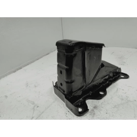17-2022 HONDA CR-V FRONT BUMPER PASSENGER SIDE IMPACT BEAM BAR MOUNT BRACKET OEM