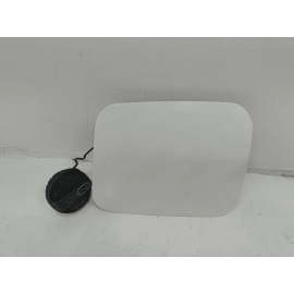 2019 - 2024 TOYOTA RAV4 FUEL GAS TANK DOOR LID FLAP COVER W/CAP WHITE *040* OEM