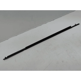 2019-2024 TOYOTA RAV4 REAR RIGHT PASSENGER SIDE DOOR WINDOW BELT MOLDING OEM 2019-2024 TOYOTA RAV4 REAR RIGHT PASSENGER SIDE DOOR WINDOW BELT MOLDING OEM